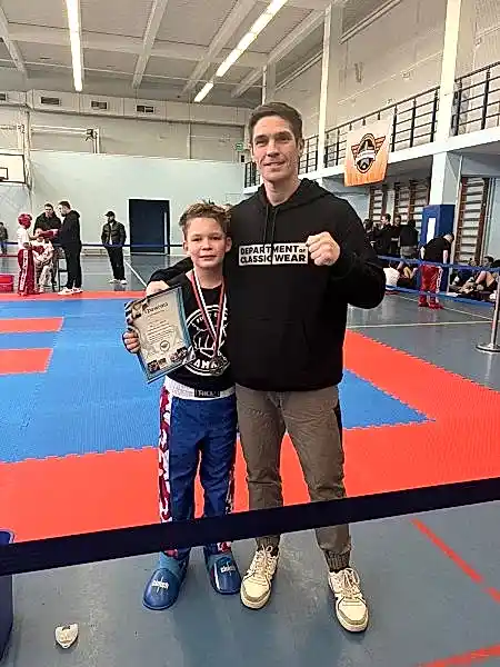 КИКБОКСИНГ - у нас три чемпиона и два призера КИКБОКСИНГ - у нас три чемпиона и два призера