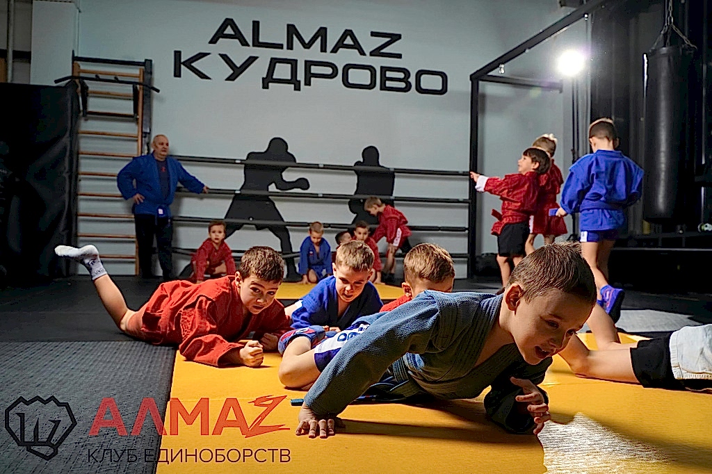 Секция самбо для детей - клуб Алмаз Кудрово Тренировки по самбо для детей - в кудрово