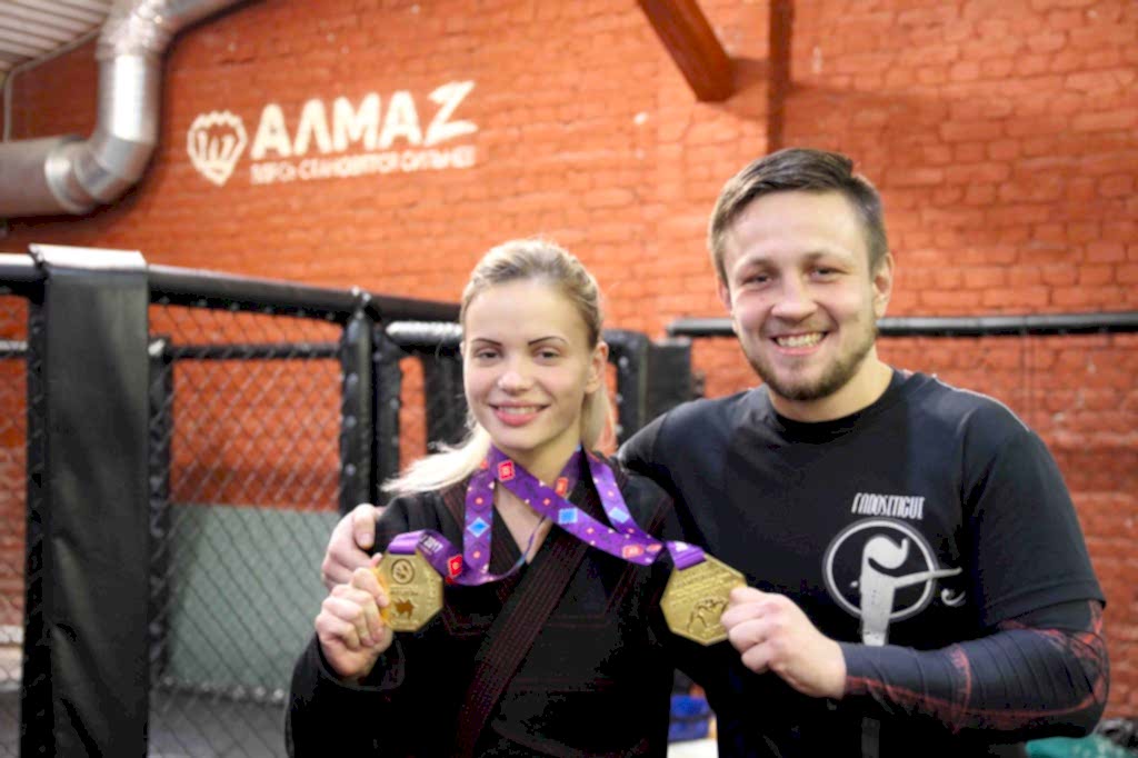 Комарова Ольга - Чемпион Мира по грэпплингу, боец клуба Алмаз