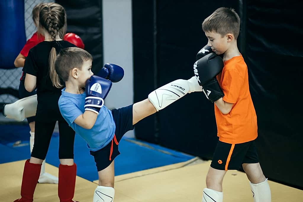 Секция тайского бокса для детей - Парнас, клуб Алмаз Секция тайского бокса для детей - Парнас, клуб Алмаз