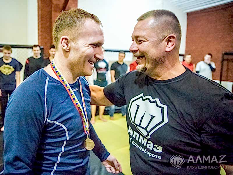 Секции рукопашного боя для взрослых в спб - тренировки.